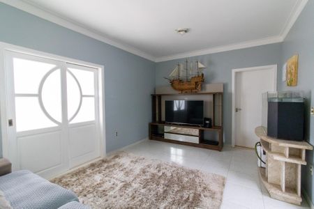 Casa à venda com 343m², 5 quartos e 4 vagasSala 2