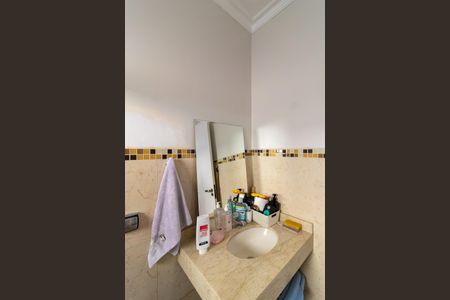 Casa à venda com 343m², 5 quartos e 4 vagasBanheiro da Suíte 3