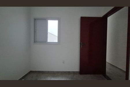 Casa à venda com 74m², 3 quartos e 2 vagasQuarto