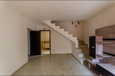 Casa para alugar com 80m², 1 quarto e 1 vagaSala
