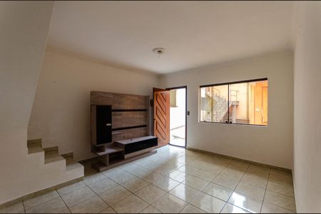 Casa para alugar com 80m², 1 quarto e 1 vagaSala