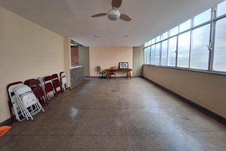 Apartamento para alugar com 73m², 2 quartos e 1 vagaÁrea comum