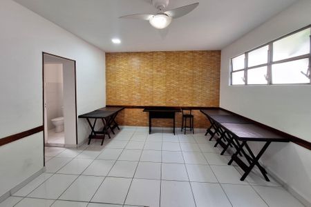 Apartamento para alugar com 73m², 2 quartos e 1 vagaÁrea comum