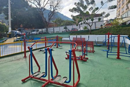 Apartamento para alugar com 73m², 2 quartos e 1 vagaÁrea comum