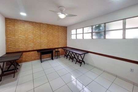 Apartamento para alugar com 73m², 2 quartos e 1 vagaÁrea comum