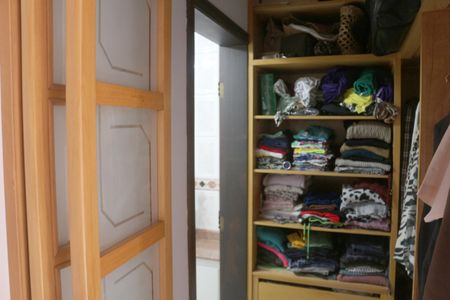 Apartamento à venda com 84m², 3 quartos e 1 vagaCloset da suíte 1