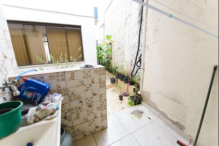 Casa para alugar com 120m², 2 quartos e 1 vagaÁrea de Serviço