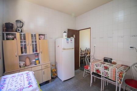 Casa à venda com 360m², 3 quartos e 2 vagasCozinha