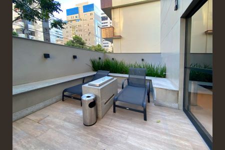 Apartamento para alugar com 63m², 2 quartos e 2 vagasÁrea comum - Piscina