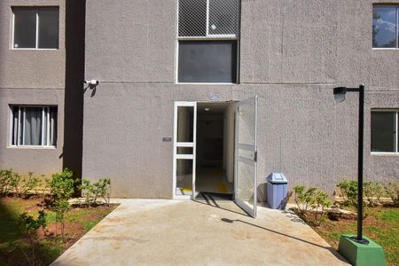 Apartamento para alugar com 42m², 2 quartos e sem vaga Apartamento para alugar com 42m², 2 quartos e sem vagaEntrada