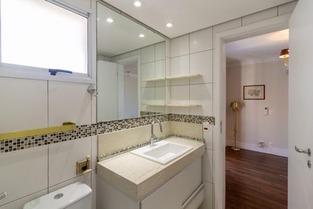Apartamento para alugar com 236m², 3 quartos e 4 vagasBanheiro da Suíte 2