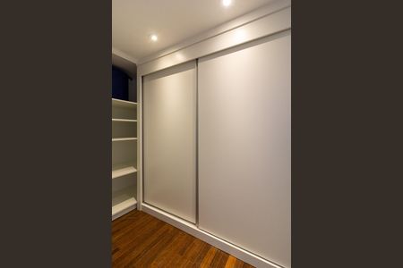 Apartamento para alugar com 236m², 3 quartos e 4 vagasQuarto 1 - Suíte 1 Closet