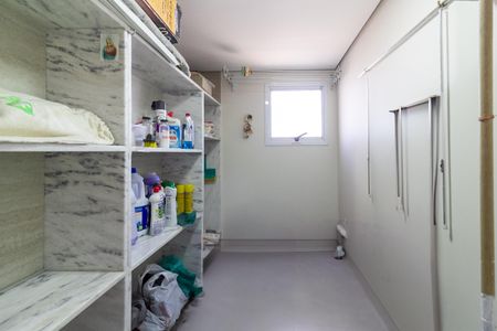 Apartamento para alugar com 236m², 3 quartos e 4 vagasQuarto de Serviço