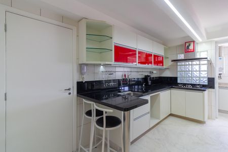Apartamento para alugar com 236m², 3 quartos e 4 vagasCozinha