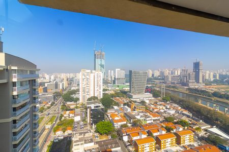 Apartamento para alugar com 236m², 3 quartos e 4 vagasQuarto 1 - Suíte 1 Varanda vista