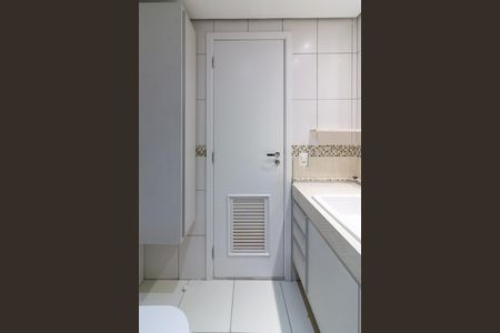 Apartamento para alugar com 236m², 3 quartos e 4 vagasBanheiro da Suíte 3