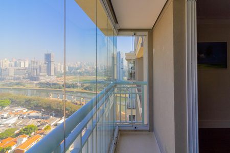 Apartamento para alugar com 236m², 3 quartos e 4 vagasQuarto 3 - Suíte 3 Varanda