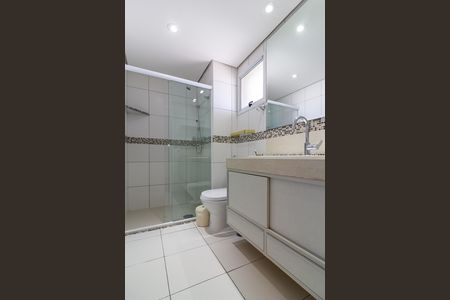 Apartamento para alugar com 236m², 3 quartos e 4 vagasBanheiro da Suíte 2