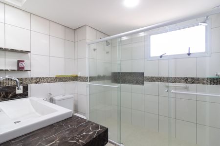 Apartamento para alugar com 236m², 3 quartos e 4 vagasBanheiro da Suíte 1
