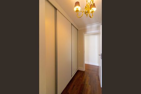 Apartamento para alugar com 236m², 3 quartos e 4 vagasQuarto 2 - Suíte 2