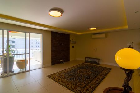 Apartamento para alugar com 236m², 3 quartos e 4 vagasSala de Tv