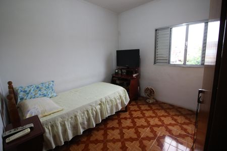 Casa à venda com 111m², 3 quartos e 6 vagasQuarto 1