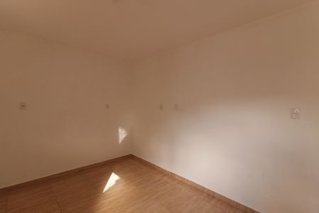 Casa para alugar com 92m², 2 quartos e sem vaga Casa para alugar com 92m², 2 quartos e sem vagaQuarto