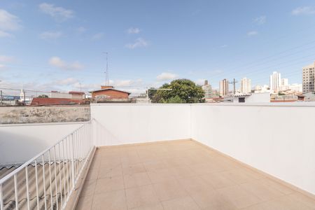 Casa para alugar com 92m², 2 quartos e sem vaga Casa para alugar com 92m², 2 quartos e sem vagaTerraço