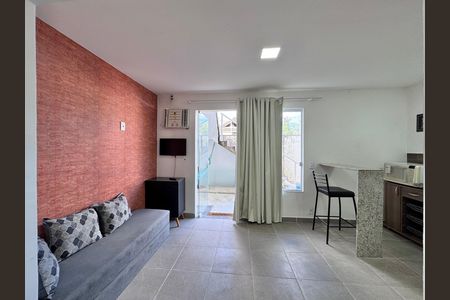 Casa de condomínio para alugar com 30m², 1 quarto e 1 vaga Casa de condomínio para alugar com 30m², 1 quarto e 1 vagaSala/Quarto