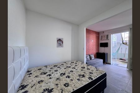 Casa de condomínio para alugar com 30m², 1 quarto e 1 vaga Casa de condomínio para alugar com 30m², 1 quarto e 1 vagaSala/Quarto