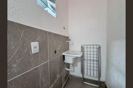 Casa de condomínio para alugar com 30m², 1 quarto e 1 vaga Casa de condomínio para alugar com 30m², 1 quarto e 1 vagaÁrea de Serviço