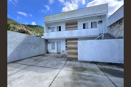 Casa de condomínio para alugar com 30m², 1 quarto e 1 vaga Casa de condomínio para alugar com 30m², 1 quarto e 1 vagaÁrea externa