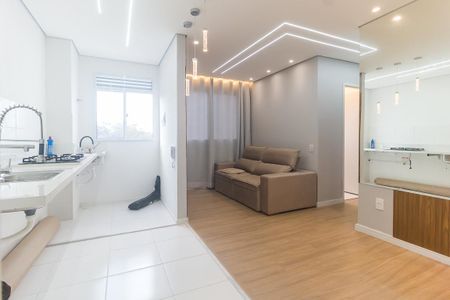Apartamento para alugar com 42m², 2 quartos e 1 vaga Apartamento para alugar com 42m², 2 quartos e 1 vagaSala/Cozinha