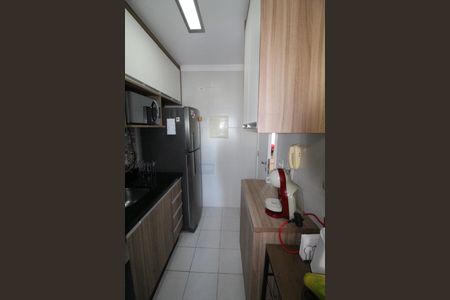 Apartamento para alugar com 64m², 2 quartos e 1 vagaCozinha