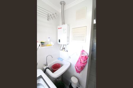 Apartamento para alugar com 64m², 2 quartos e 1 vagaÁrea de Serviço