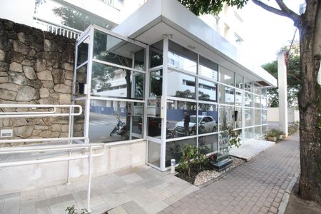Apartamento para alugar com 64m², 2 quartos e 1 vagaPortaria