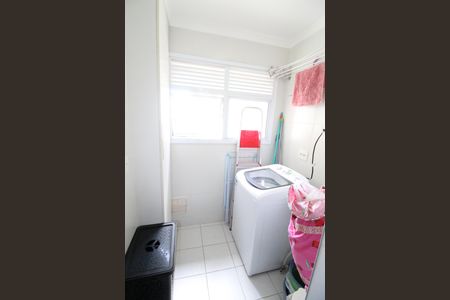 Apartamento para alugar com 64m², 2 quartos e 1 vagaÁrea de Serviço