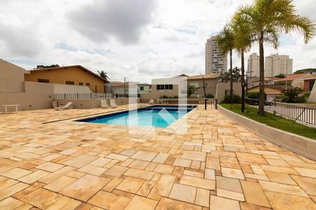 Apartamento à venda com 50m², 1 quarto e 1 vaga Apartamento à venda com 50m², 1 quarto e 1 vagaÁrea comum - Piscina