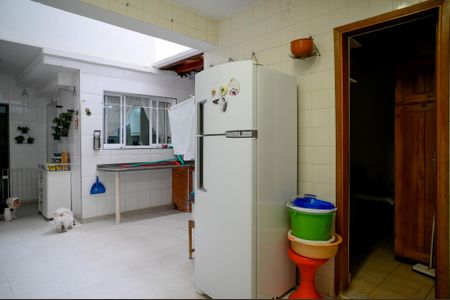 Casa à venda com 250m², 3 quartos e 2 vagas Casa à venda com 250m², 3 quartos e 2 vagasÁrea de Serviço