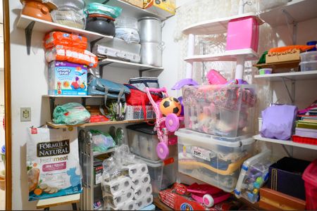 Casa à venda com 250m², 3 quartos e 2 vagas Casa à venda com 250m², 3 quartos e 2 vagasQuarto de Serviço