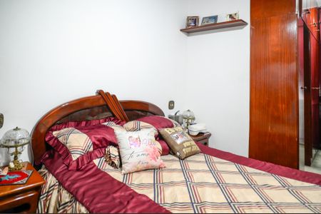 Casa à venda com 250m², 3 quartos e 2 vagas Casa à venda com 250m², 3 quartos e 2 vagasSuíte