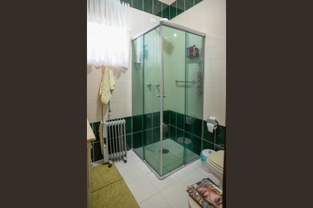 Casa à venda com 250m², 3 quartos e 2 vagas Casa à venda com 250m², 3 quartos e 2 vagasBanheiro Suíte