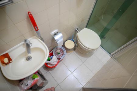 Casa à venda com 250m², 3 quartos e 2 vagas Casa à venda com 250m², 3 quartos e 2 vagasBanheiro de Serviço