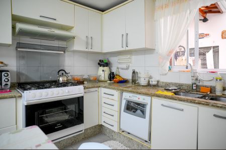 Casa à venda com 250m², 3 quartos e 2 vagas Casa à venda com 250m², 3 quartos e 2 vagasCozinha