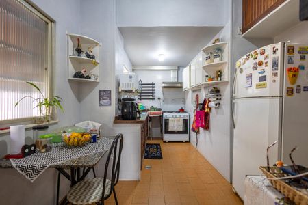 Apartamento à venda com 160m², 4 quartos e 1 vaga Apartamento à venda com 160m², 4 quartos e 1 vagaCozinha