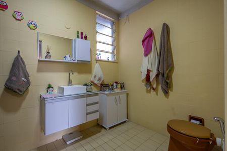 Apartamento à venda com 160m², 4 quartos e 1 vaga Apartamento à venda com 160m², 4 quartos e 1 vagaBanheiro da Suíte