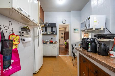 Apartamento à venda com 160m², 4 quartos e 1 vaga Apartamento à venda com 160m², 4 quartos e 1 vagaCozinha