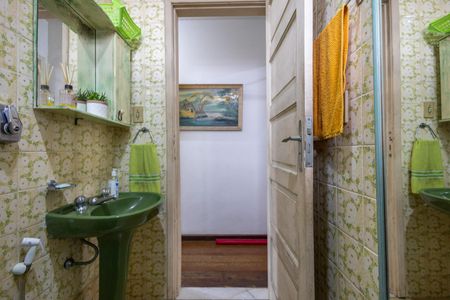 Apartamento à venda com 160m², 4 quartos e 1 vaga Apartamento à venda com 160m², 4 quartos e 1 vagaBanheiro 1