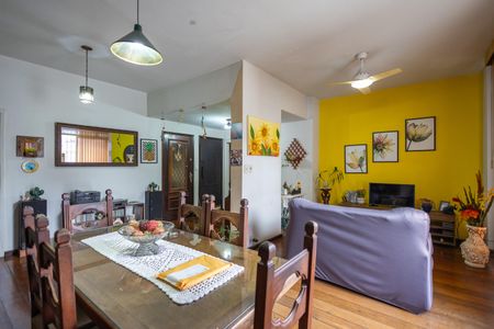 Apartamento à venda com 160m², 4 quartos e 1 vaga Apartamento à venda com 160m², 4 quartos e 1 vagaSala