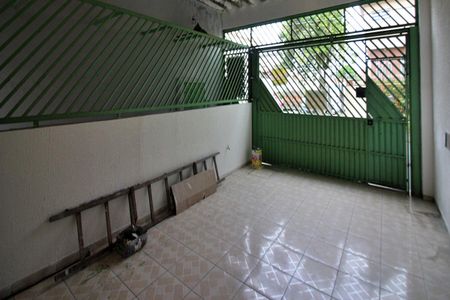 Casa à venda com 250m², 3 quartos e 2 vagasGaragem